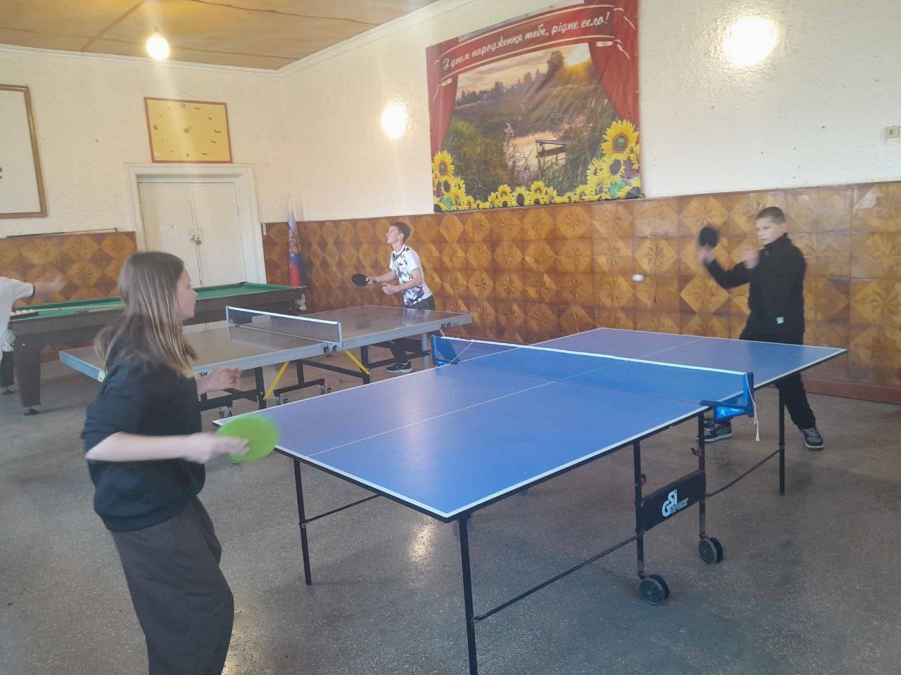 Воспитанники спортивной школы Аскания-Нова Чаплинского округа приняли участие в Открытом Предновогоднем турнире по настольному теннису в Геническе Воспитанники спортивной школы Аскания-Нова Чаплинского округа приняли участие в Открытом Предновогоднем турнире по настольному теннису в Геническе