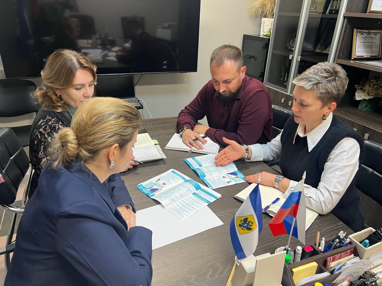 В ТФОМС Херсонской области состоялась встреча с детским омбудсменом В ТФОМС Херсонской области состоялась встреча с детским омбудсменом