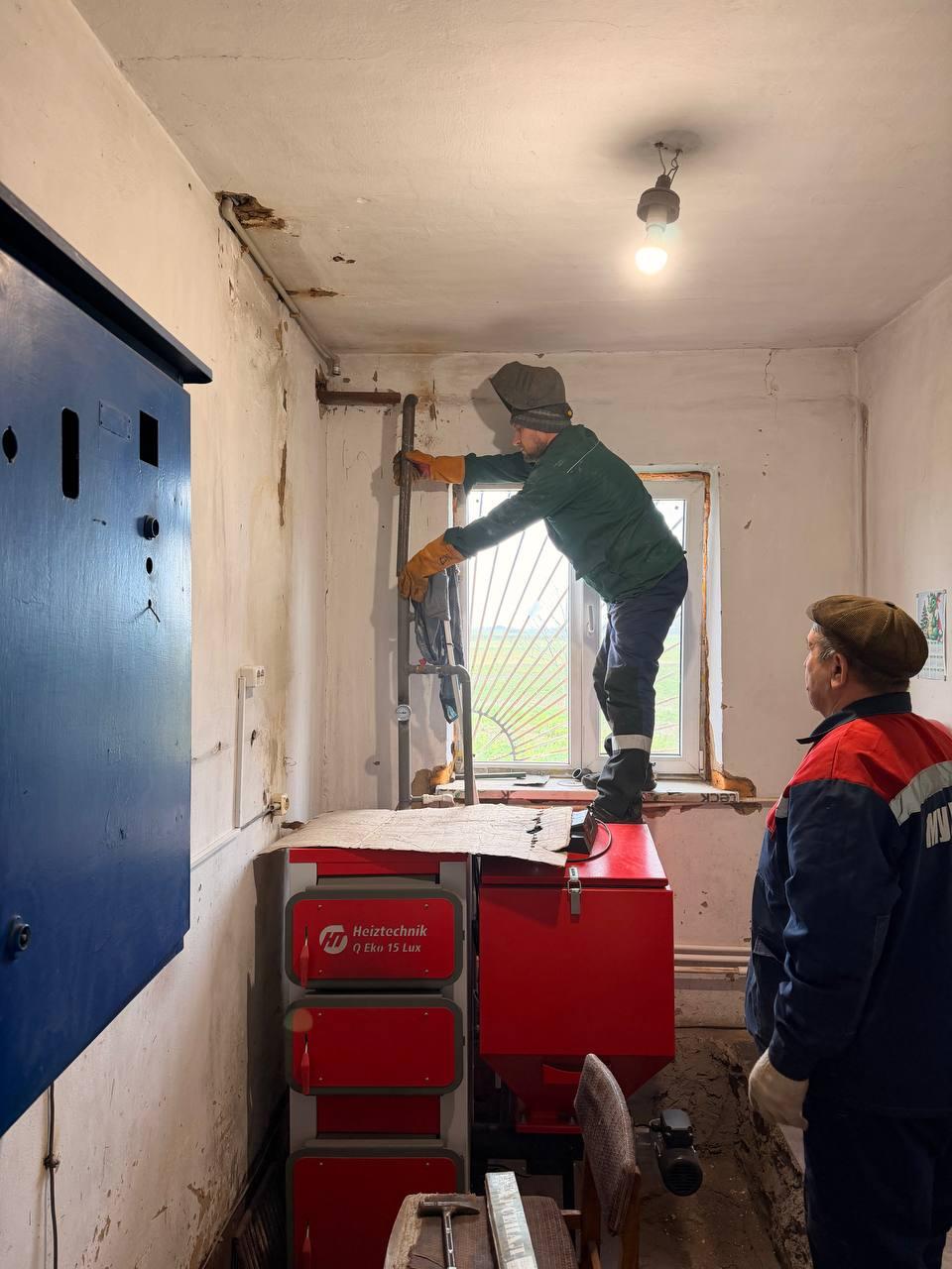 Рязанцы отремонтировали отопление в ФАПе посёлка Красная Поляна Рязанцы отремонтировали отопление в ФАПе посёлка Красная Поляна