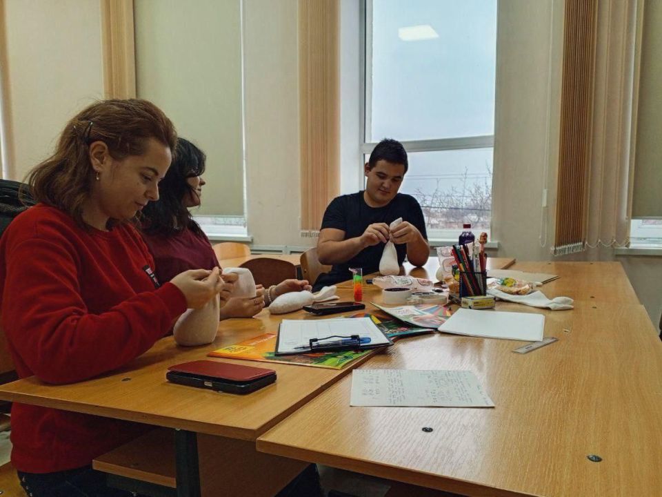 «Медицинские чудеса»: творческий рецепт праздника от волонтеров-медиков «Медицинские чудеса»: творческий рецепт праздника от волонтеров-медиков