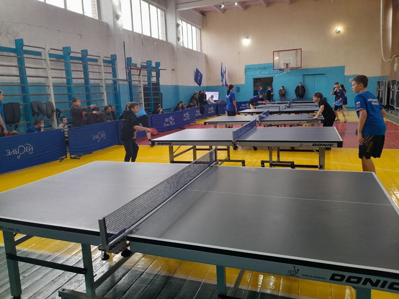 Воспитанники спортивной школы Аскания-Нова Чаплинского округа приняли участие в Открытом Предновогоднем турнире по настольному теннису в Геническе Воспитанники спортивной школы Аскания-Нова Чаплинского округа приняли участие в Открытом Предновогоднем турнире по настольному теннису в Геническе