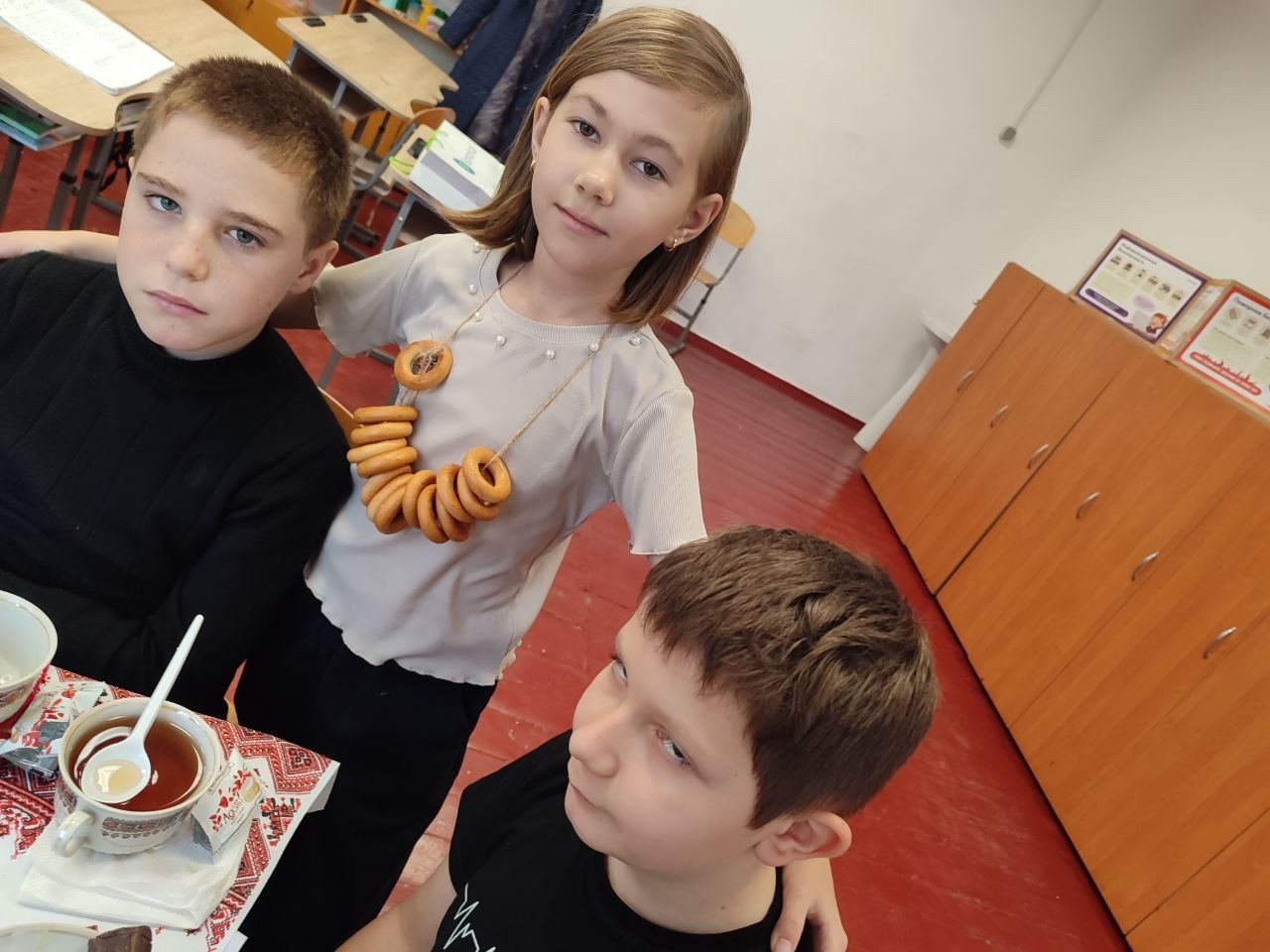 Сладкий праздник: имбирное печенье ко Дню Святого Николая в Виноградовской школе! Сладкий праздник: имбирное печенье ко Дню Святого Николая в Виноградовской школе!