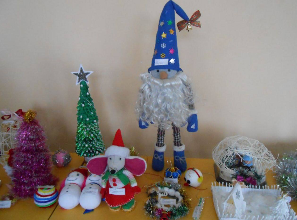 В биосферном заповеднике «Аскания-Нова» завершилась экологическая акция «Живи, ёлочка» В биосферном заповеднике «Аскания-Нова» завершилась экологическая акция «Живи, ёлочка»