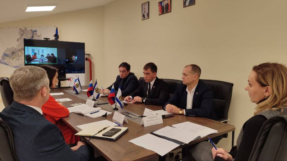 Рамиль Замалетдинов: Состоялось заседание Комитета Херсонской областной Думы по аграрной политике, земельным отношениям и экологии под председательством Юрия Ковалёва Рамиль Замалетдинов: Состоялось заседание Комитета Херсонской областной Думы по аграрной политике, земельным отношениям и экологии под председательством Юрия Ковалёва