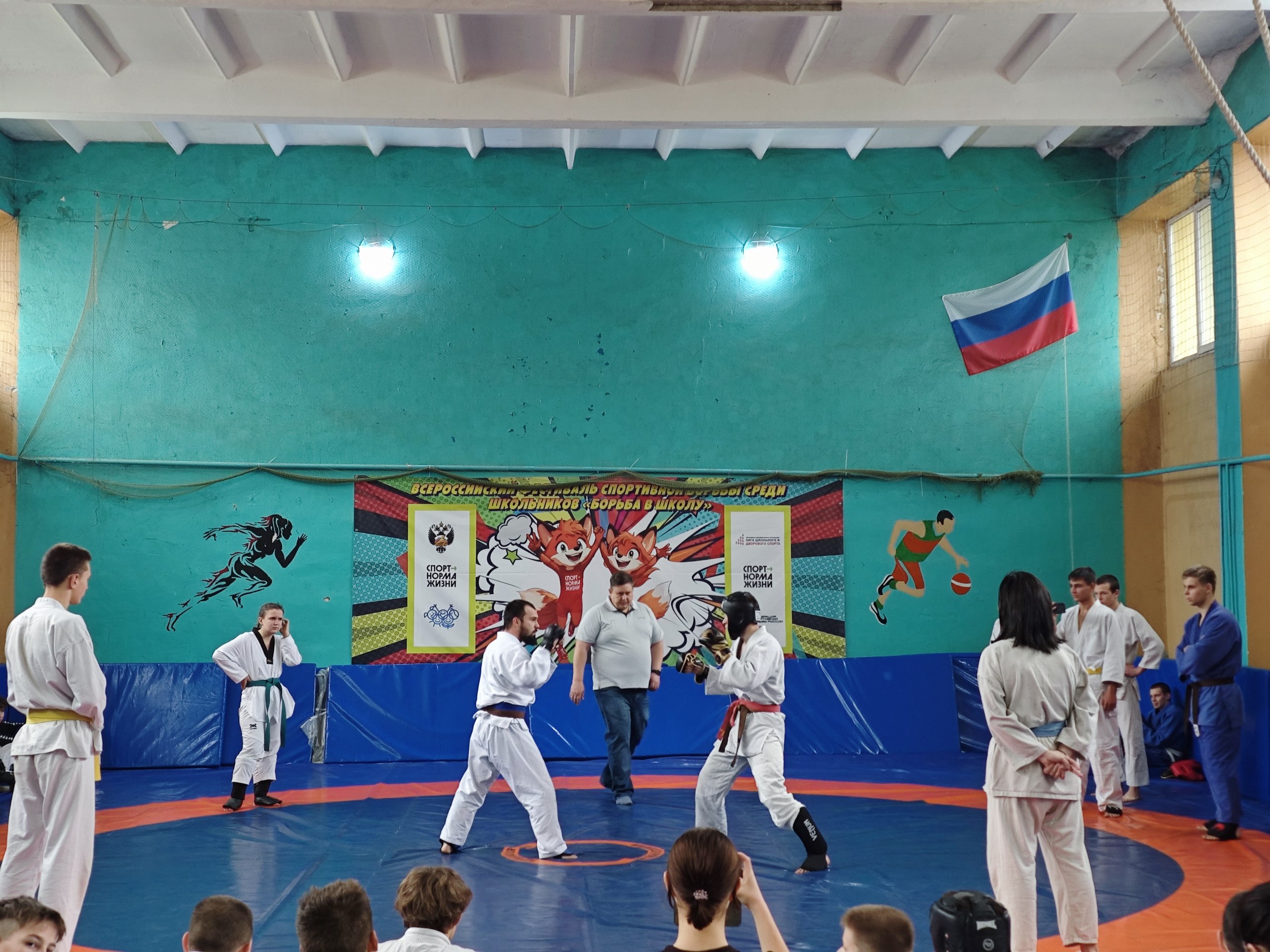 Евгения Кузьменко: В эту субботу наблюдала захватывающие поединки рукопашного боя в ДЮСШ