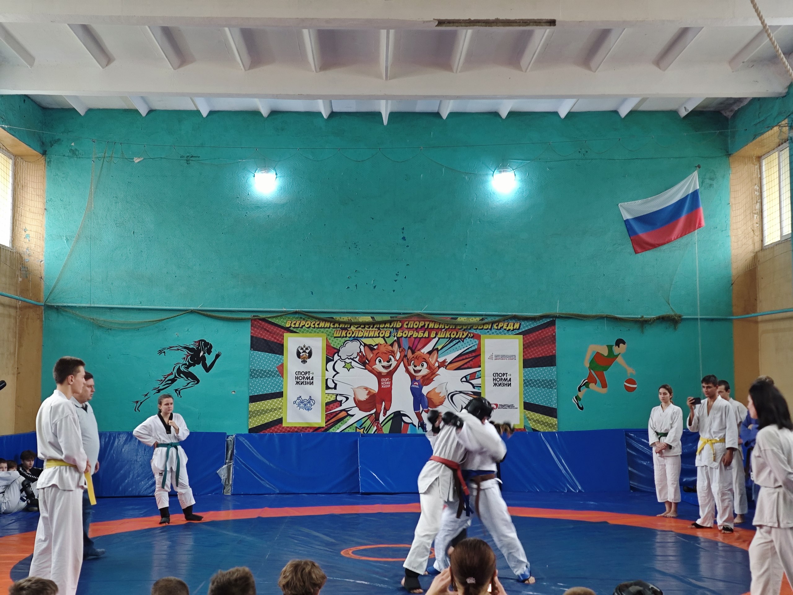 Евгения Кузьменко: В эту субботу наблюдала захватывающие поединки рукопашного боя в ДЮСШ Евгения Кузьменко: В эту субботу наблюдала захватывающие поединки рукопашного боя в ДЮСШ