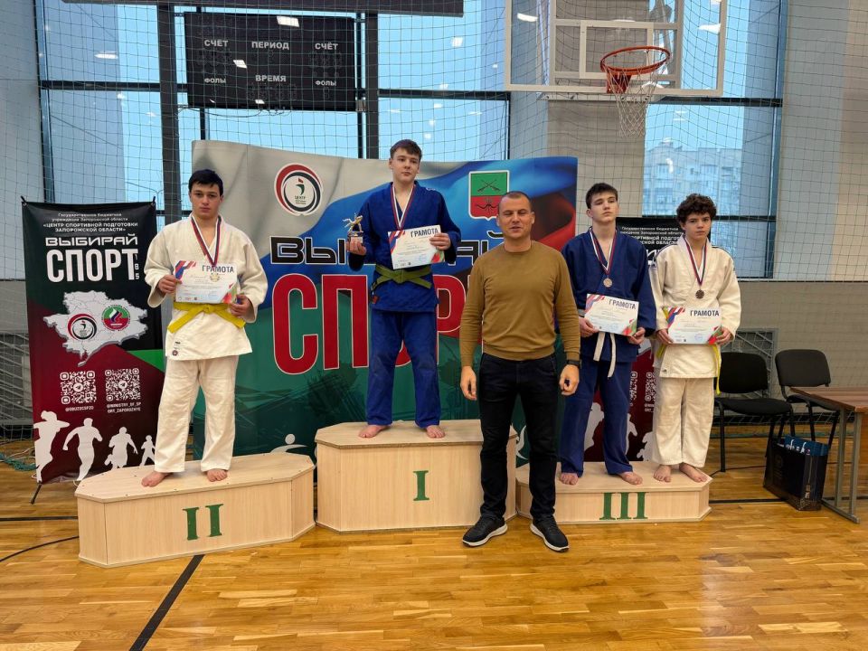 � ���������� ���������� ������������� ����������� ������� ����������� ������� �� �����, ����� ������ � ������� �� 15 ��� (2011-2012 �.�.), �� 18 ��� (2009-2010 �.�), ����������� ���� ��������� ���������