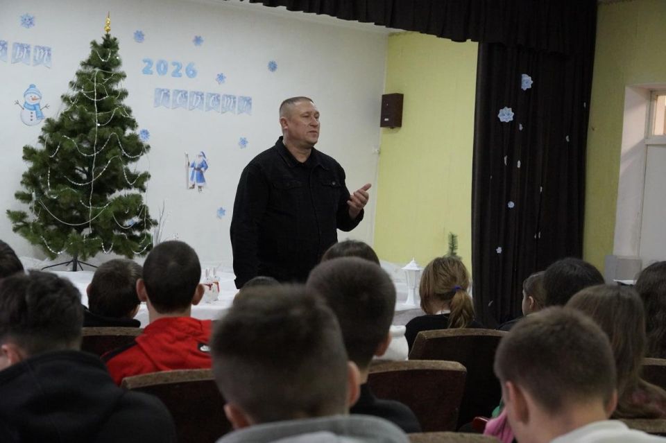 В селе Ровное прошло занятие по безопасности на дорогах в зимний период В селе Ровное прошло занятие по безопасности на дорогах в зимний период