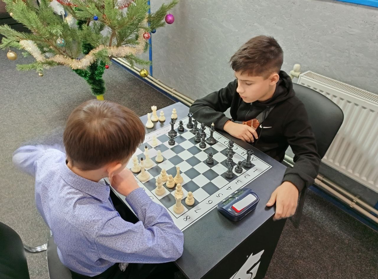 Внутришкольный турнир "Шахматные шедевры" провели в спортивной школе Аскания-Нова Чаплинского муниципального округа Внутришкольный турнир "Шахматные шедевры" провели в спортивной школе Аскания-Нова Чаплинского муниципального округа