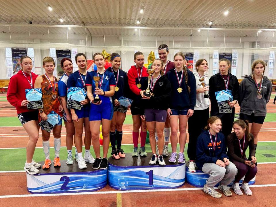 Херсонская спортсменка Лариса Жалинская заняла 1-е место на Кубке России по гребле-индор в легкой весовой категории среди женщин Херсонская спортсменка Лариса Жалинская заняла 1-е место на Кубке России по гребле-индор в легкой весовой категории среди женщин