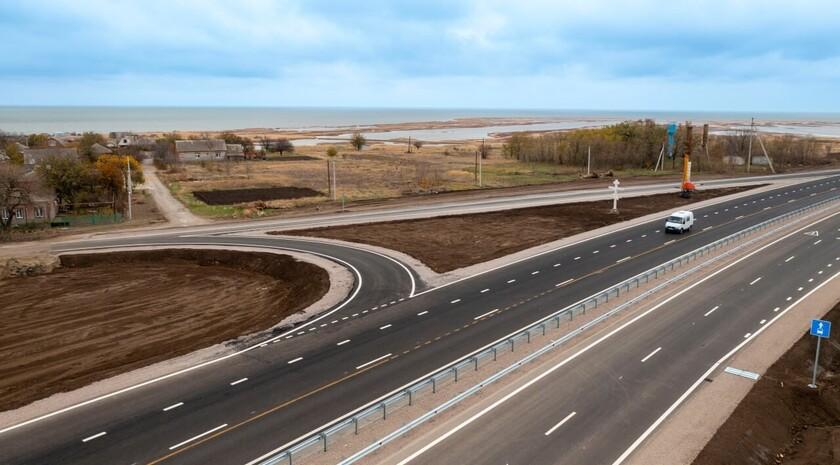 Более 4,5 тыс. км дорог восстановлено в Донбассе и Новороссии за три года — Минтранс РФ