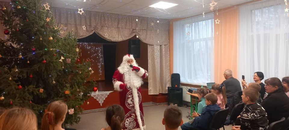 Новый год стучится в двери вместе с искусством! Новый год стучится в двери вместе с искусством!