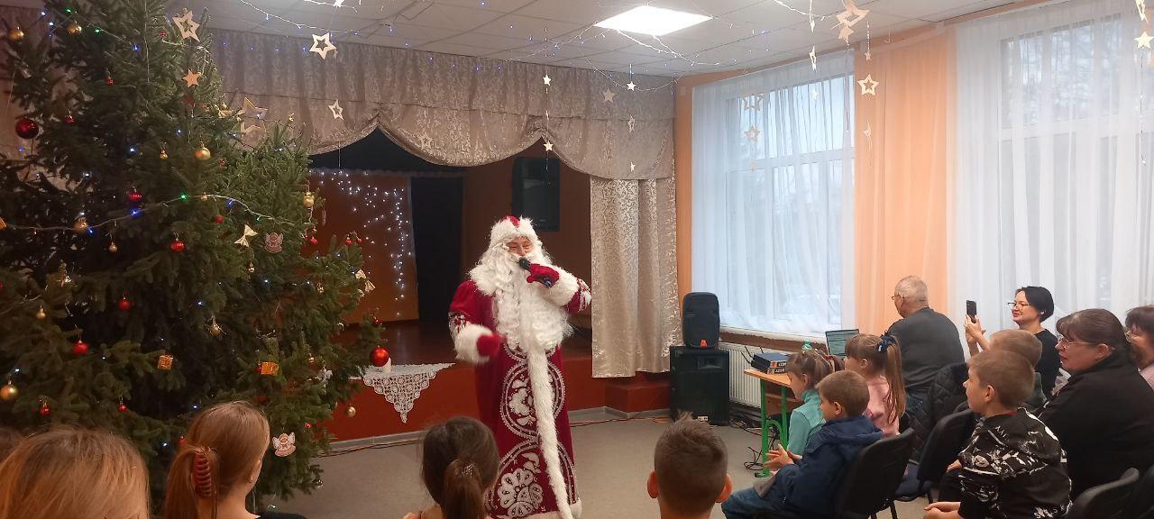 Новый год стучится в двери вместе с искусством! Новый год стучится в двери вместе с искусством!