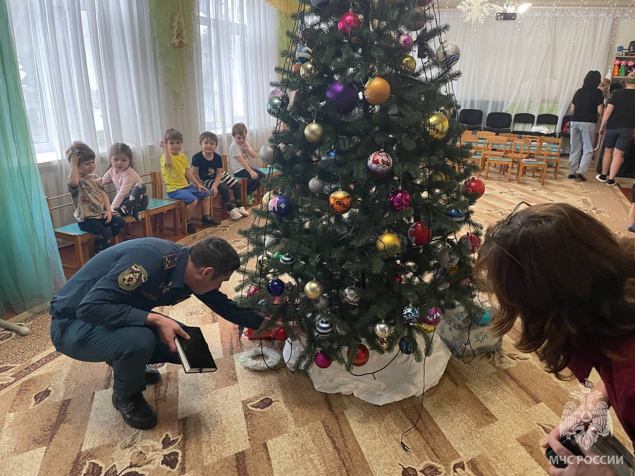 Праздник обязан быть безопасным! Праздник обязан быть безопасным!