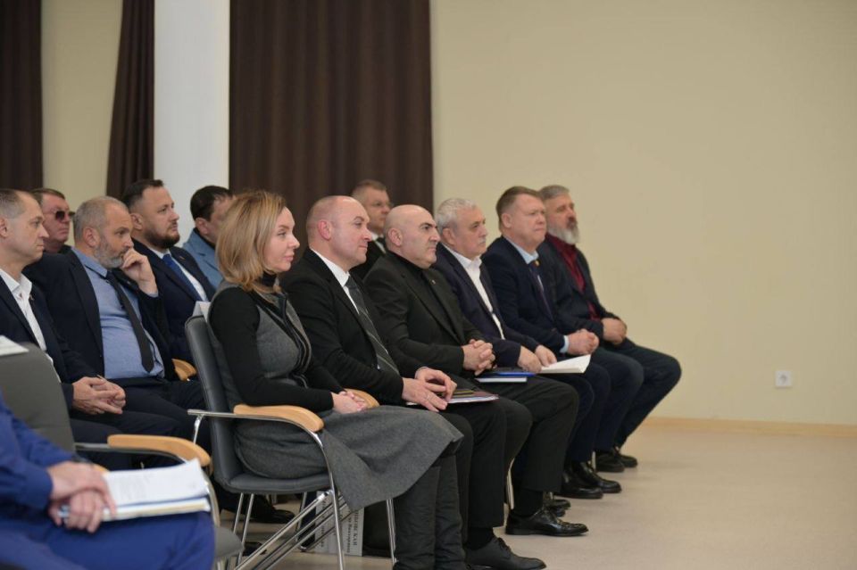 Рамиль Замалетдинов: Завершилось 44-е заседание Херсонской областной Думы Рамиль Замалетдинов: Завершилось 44-е заседание Херсонской областной Думы