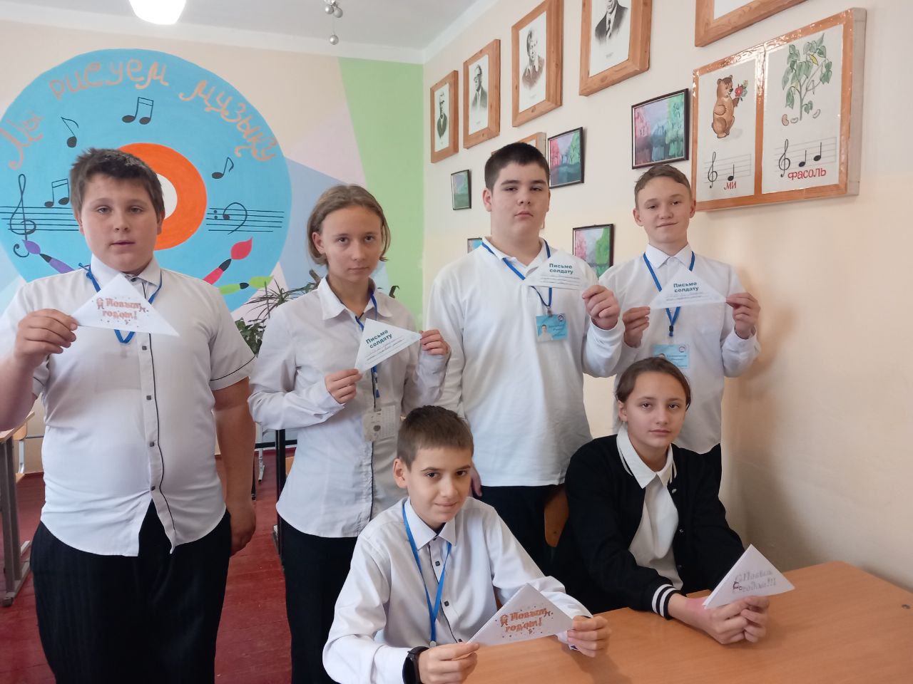 Акция «Новогодний подарок солдату» в Приморской школе Акция «Новогодний подарок солдату» в Приморской школе