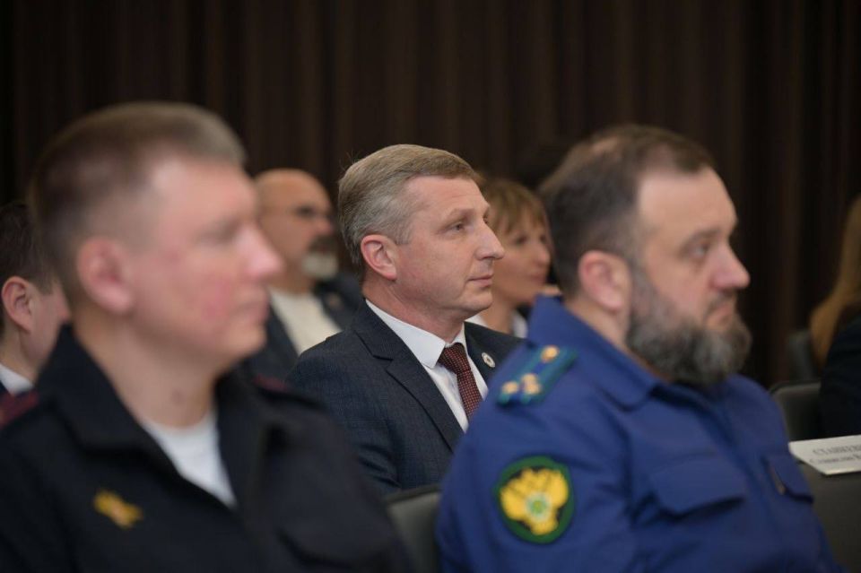 Рамиль Замалетдинов: Завершилось 44-е заседание Херсонской областной Думы Рамиль Замалетдинов: Завершилось 44-е заседание Херсонской областной Думы