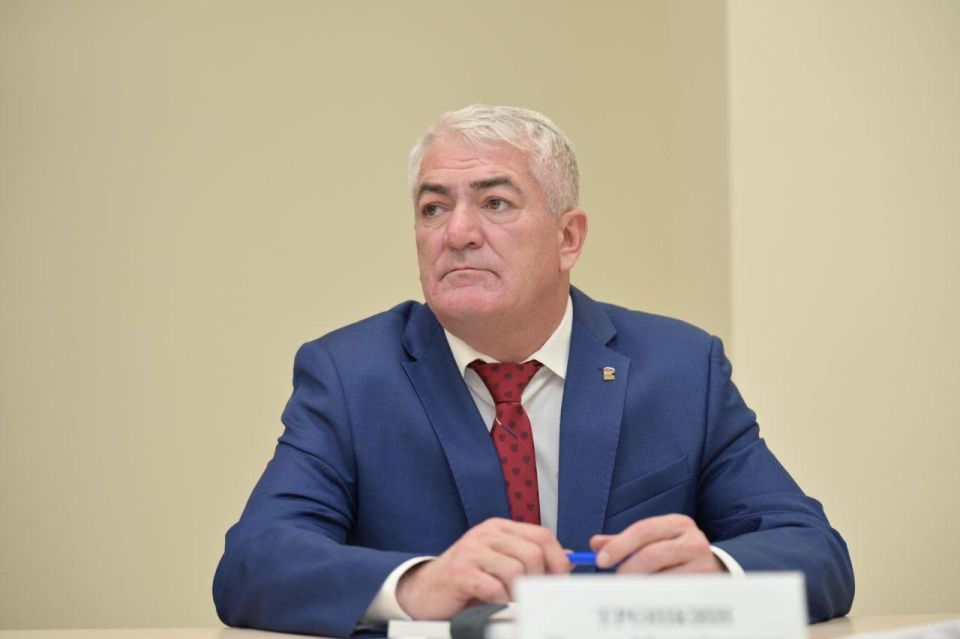 Рамиль Замалетдинов: Завершилось 44-е заседание Херсонской областной Думы Рамиль Замалетдинов: Завершилось 44-е заседание Херсонской областной Думы