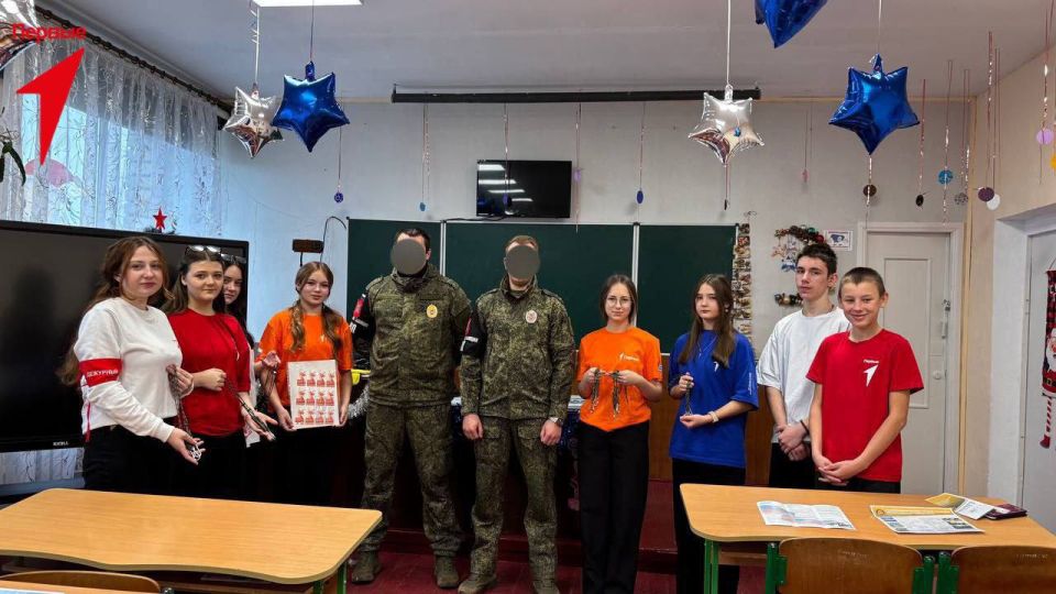 Первые Строгановской школы встретились с представителями военного училища и академии Первые Строгановской школы встретились с представителями военного училища и академии