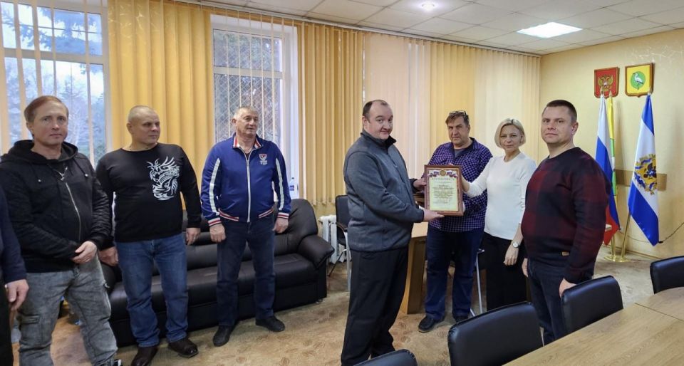 В Чаплинском округе наградили рязанских специалистов В Чаплинском округе наградили рязанских специалистов