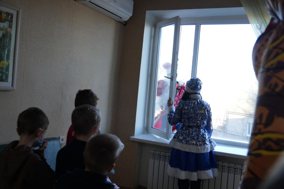 Десант Дедов Морозов в Геническе Десант Дедов Морозов в Геническе