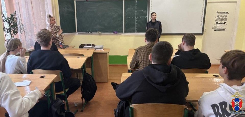В Каховском округе Херсонской области сотрудники Госавтоинспекции провели мероприятия со школьниками В Каховском округе Херсонской области сотрудники Госавтоинспекции провели мероприятия со школьниками
