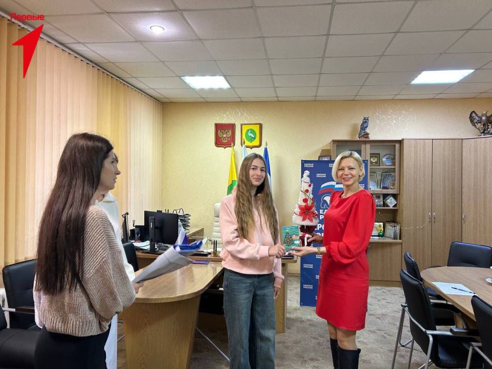 Первые Чаплинской школы № 1 поддерживают гражданскую позицию Первые Чаплинской школы № 1 поддерживают гражданскую позицию