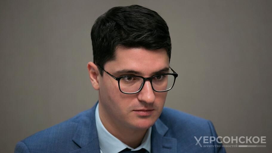 Новогодние чудеса привезли из Алешкинского округа Дед Мороз и Снегурочка ребятам из детского дома-интерната Новогодние чудеса привезли из Алешкинского округа Дед Мороз и Снегурочка ребятам из детского дома-интерната