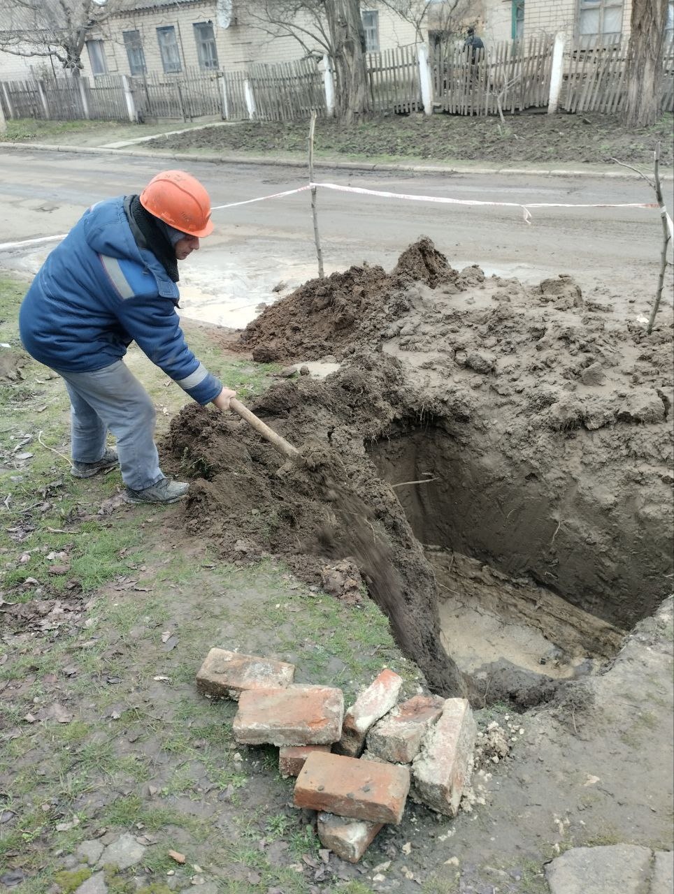 Сотрудниками Верхнерогачикского ТПУ осуществлены работы на различных объектах водопроводной инфраструктуры Сотрудниками Верхнерогачикского ТПУ осуществлены работы на различных объектах водопроводной инфраструктуры
