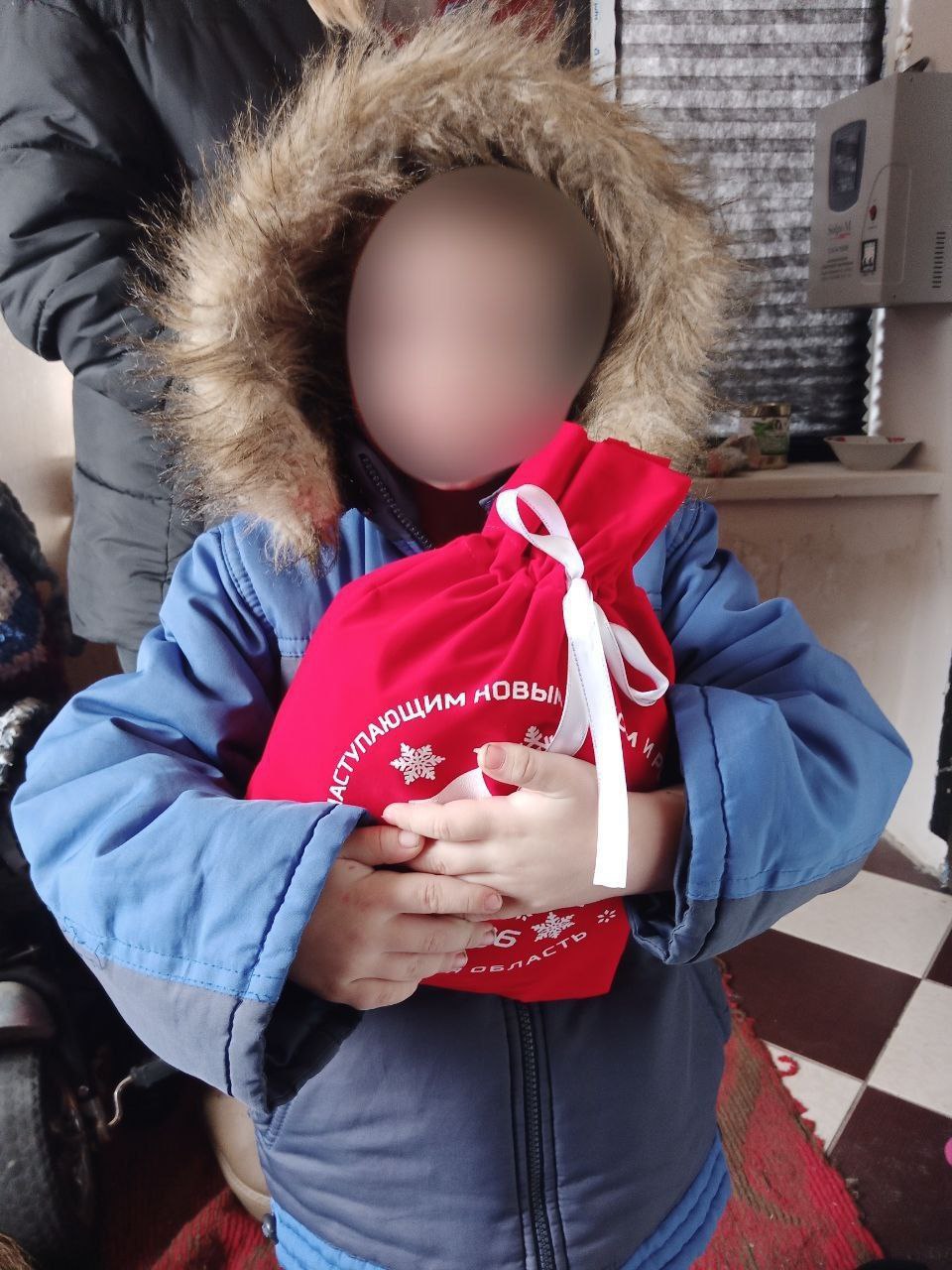 Новогодние подарки доставлены детям в прифронтовой зоне Херсонской области