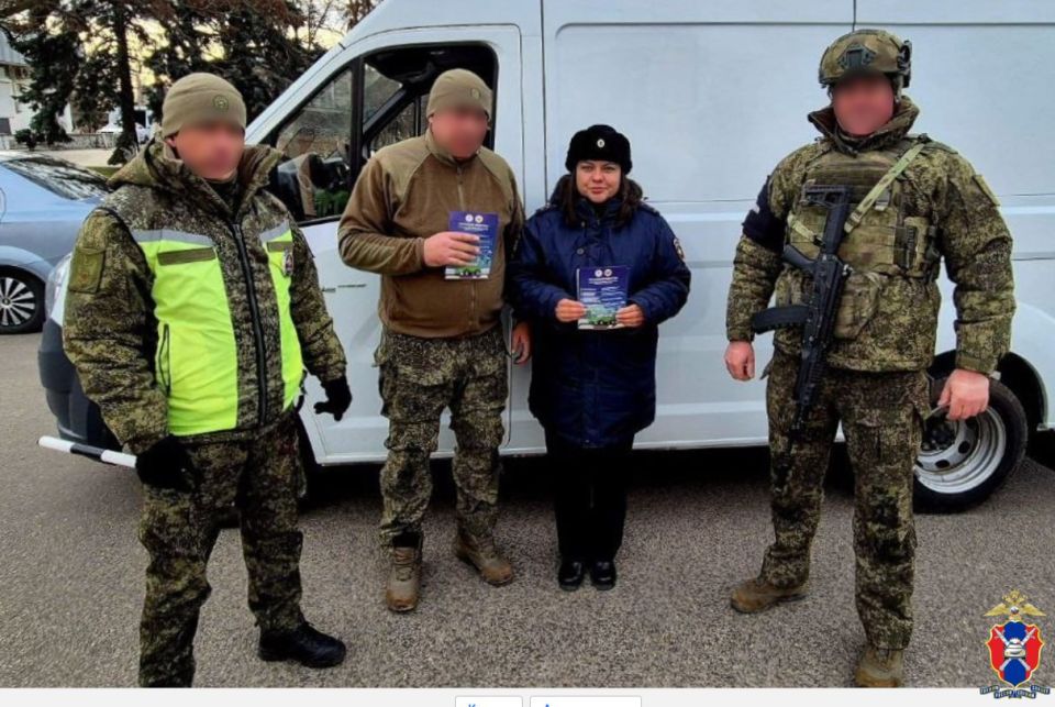 Госавтоинспекторы совместно с военной автомобильной инспекцией провели профилактический рейд Госавтоинспекторы совместно с военной автомобильной инспекцией провели профилактический рейд