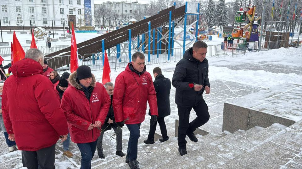 Рамиль Замалетдинов: 103 года назад, 30 декабря 1922 года, вступил в силу договор об образовании Союза Советских Социалистических Республик Рамиль Замалетдинов: 103 года назад, 30 декабря 1922 года, вступил в силу договор об образовании Союза Советских Социалистических Республик