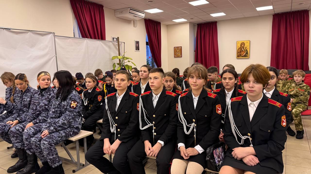 Воспитанники подшефного класса Росгвардии из Херсонской области вернулись из поездки в Москву Воспитанники подшефного класса Росгвардии из Херсонской области вернулись из поездки в Москву