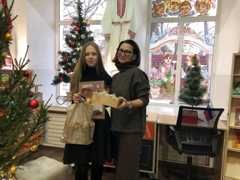 В Геническе прошел новогодний калейдоскоп «Однажды у новогодней ёлки» В Геническе прошел новогодний калейдоскоп «Однажды у новогодней ёлки»