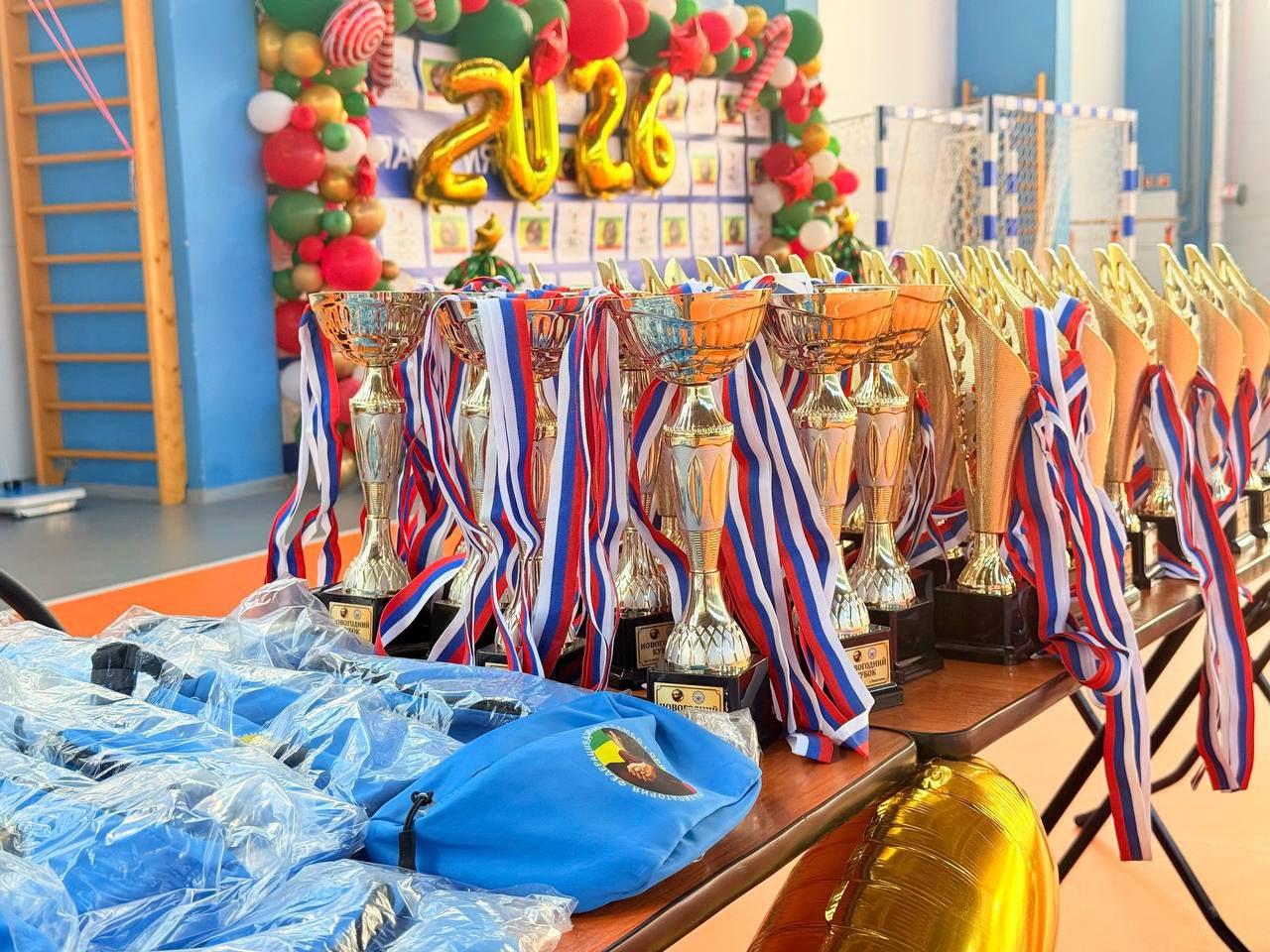 Каховские дзюдоисты завоевали серебро и бронзу на открытом новогоднем турнире в Евпатории Каховские дзюдоисты завоевали серебро и бронзу на открытом новогоднем турнире в Евпатории