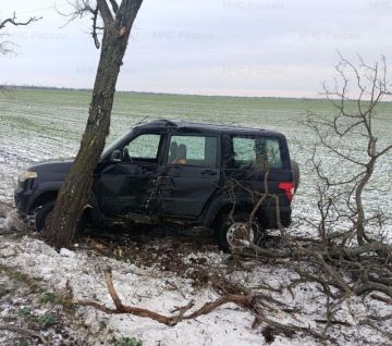 В Чаплинке произошло ДТП. В сети Интернет появились фотографии с места происшествия