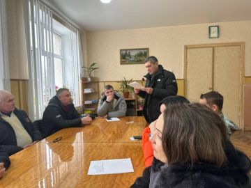 �� 40-� ������ ������ ��������� ������������� ������ ������������� ���-������� �������� � ��������