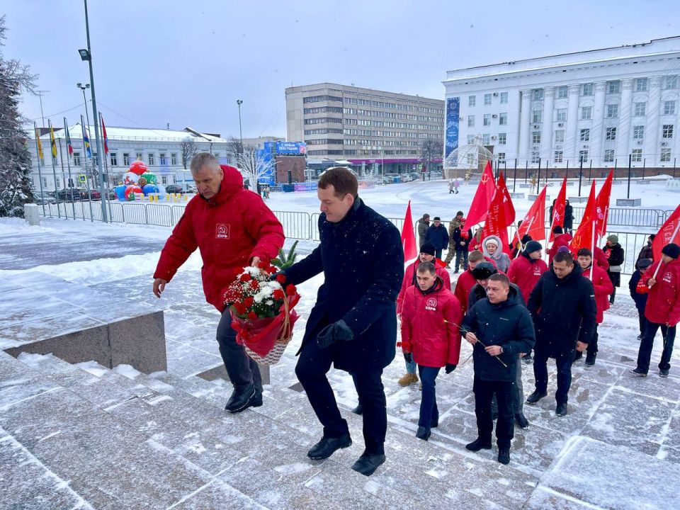 Рамиль Замалетдинов: 103 года назад, 30 декабря 1922 года, вступил в силу договор об образовании Союза Советских Социалистических Республик Рамиль Замалетдинов: 103 года назад, 30 декабря 1922 года, вступил в силу договор об образовании Союза Советских Социалистических Республик
