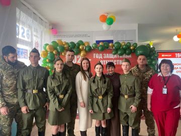 В Херсонской области состоялась живая встреча участников СВО с учащимися Хлебодаровской школы