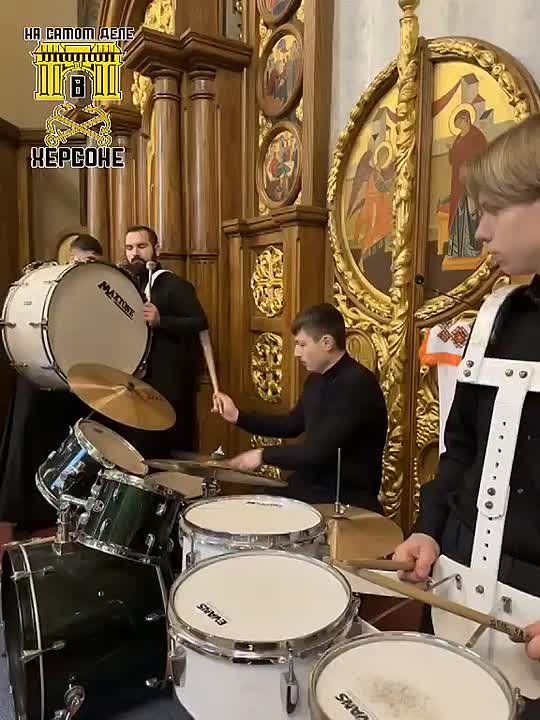 Львов. Храм. Джаз. Что дальше: стриптиз под ликами святых?!