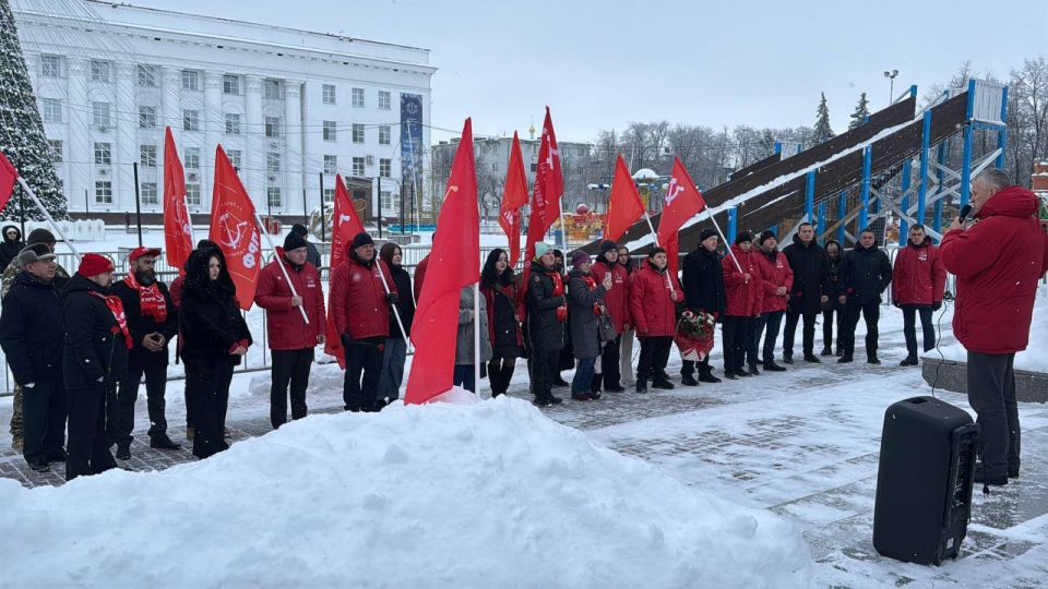 Рамиль Замалетдинов: 103 года назад, 30 декабря 1922 года, вступил в силу договор об образовании Союза Советских Социалистических Республик Рамиль Замалетдинов: 103 года назад, 30 декабря 1922 года, вступил в силу договор об образовании Союза Советских Социалистических Республик