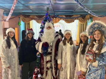 В Костогрызовском сельском клубе прошло праздничное мероприятие для детей под названием «Новогодняя искра»