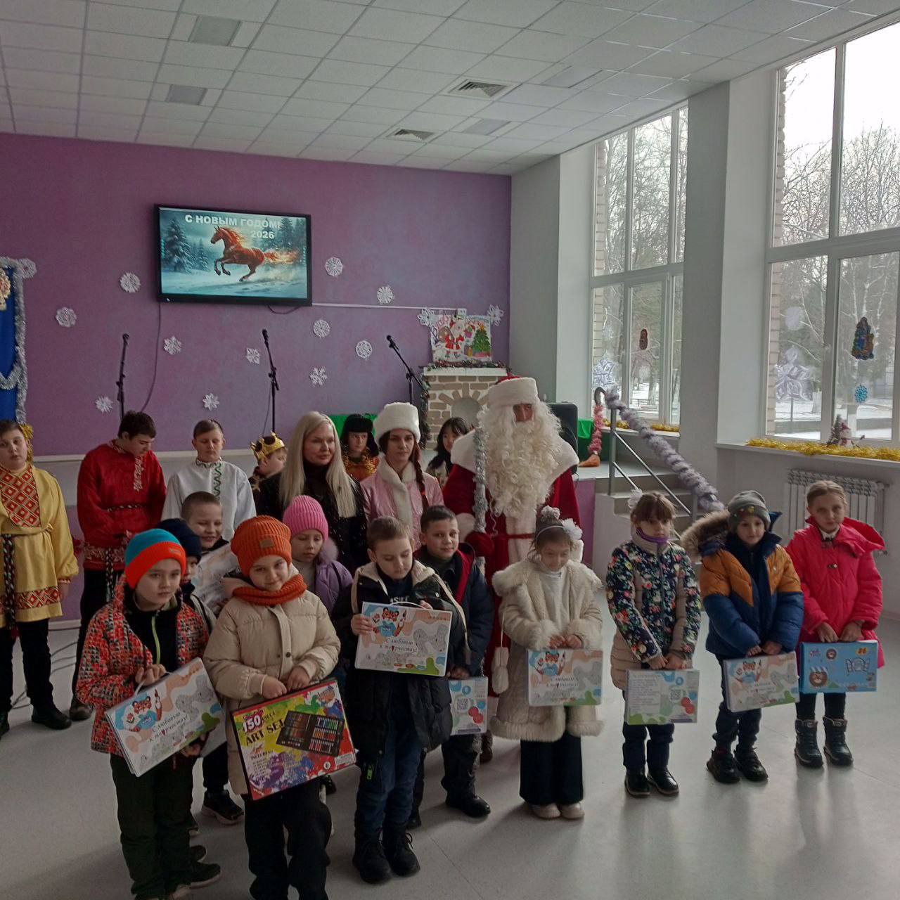 Хорошими поступками прославиться нельзя можно!