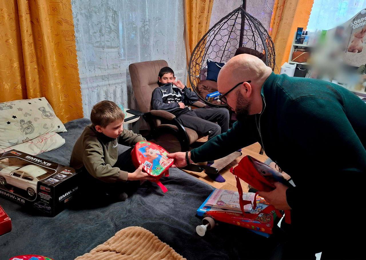 Сергей Георгиев: Новогодний визит в семью защитника