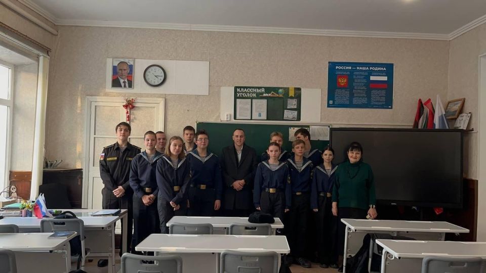 ����� ����������� ������������� ��������� ���� ������� �����-������� � ���� ������������