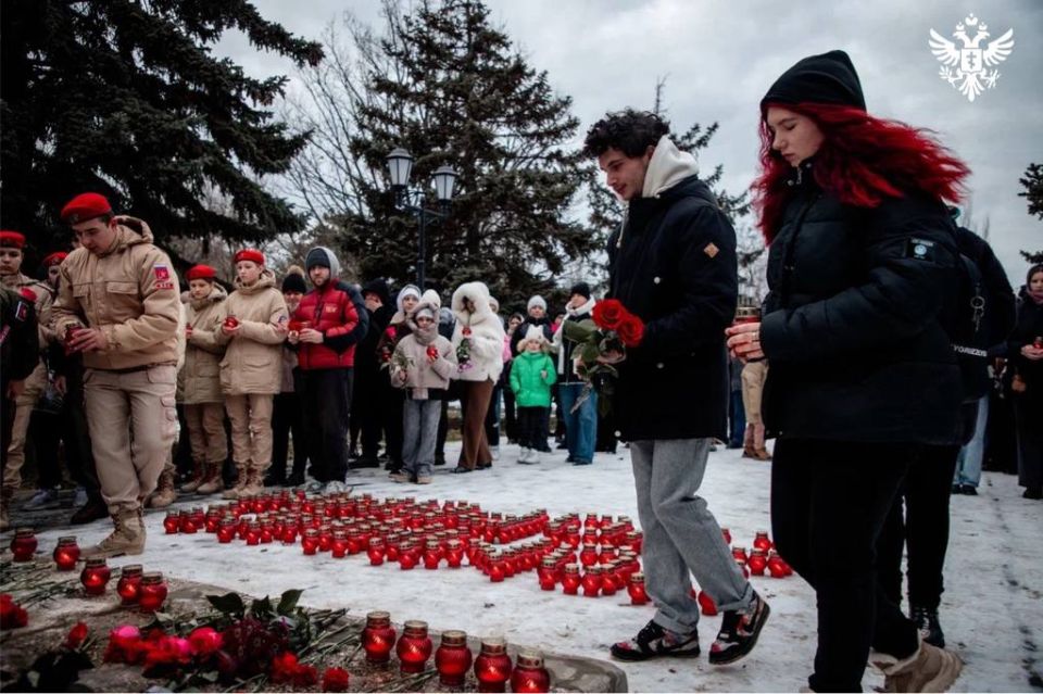 В Геническе почтили память жертв трагедии в Хорлах В Геническе почтили память жертв трагедии в Хорлах
