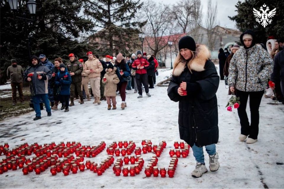 В Геническе почтили память жертв трагедии в Хорлах В Геническе почтили память жертв трагедии в Хорлах
