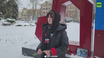 В центре Донецка прошла акция солидарности с Херсонской областью после теракта ВСУ