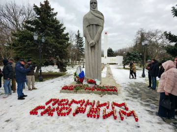Жители Херсонской области почтили память жертв теракта в селе Хорлы