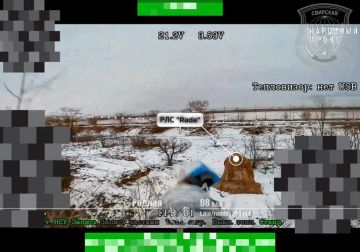 Херсон. Клевер. Родная в условиях жёсткого противодействия систем РЭБ плотно работает на северо-востоке Херсонской агломерации